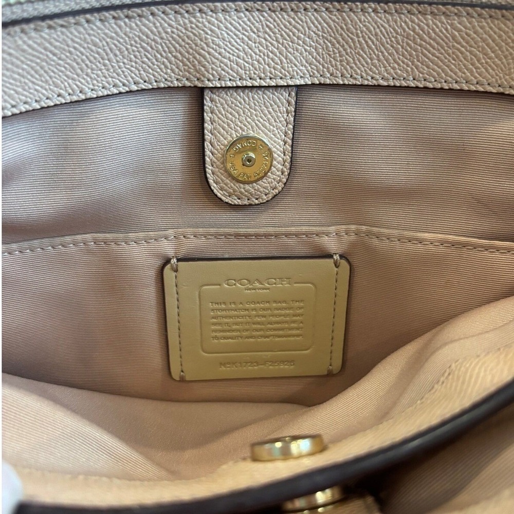 Coach F28976 Beige Crossgrain Leather Kelsey Satchel Shoulder Bag Gold Hardware - Picture 2 of 2